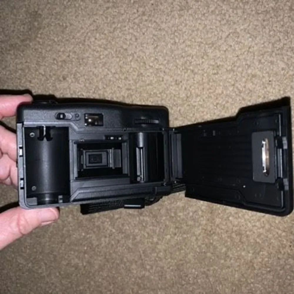 Vivitar Focus Free PN2011 35mm Camera Untested - Picture 5 of 8